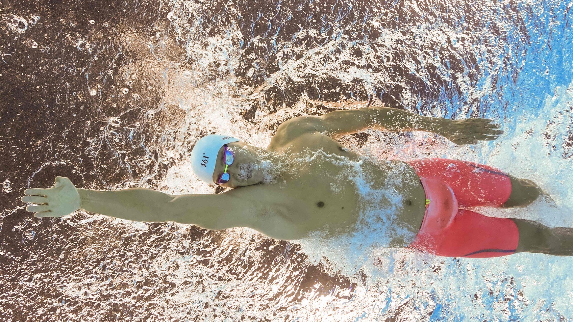 _魔术逆风翻盘,比赛刺激激烈_,逆转的魔术表演